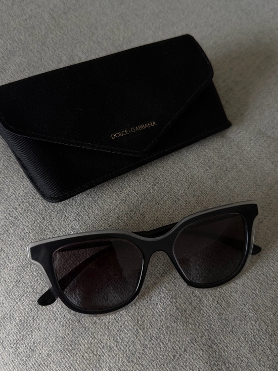 Dolce & Gabbana Accessories - Dolce & Gabbana Black Cat-Eye Sunglasses with Dark Lenses